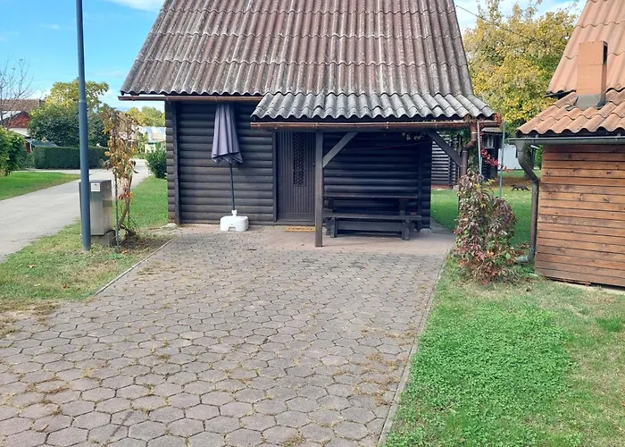 Hiska Tara In Alja Terme Catez